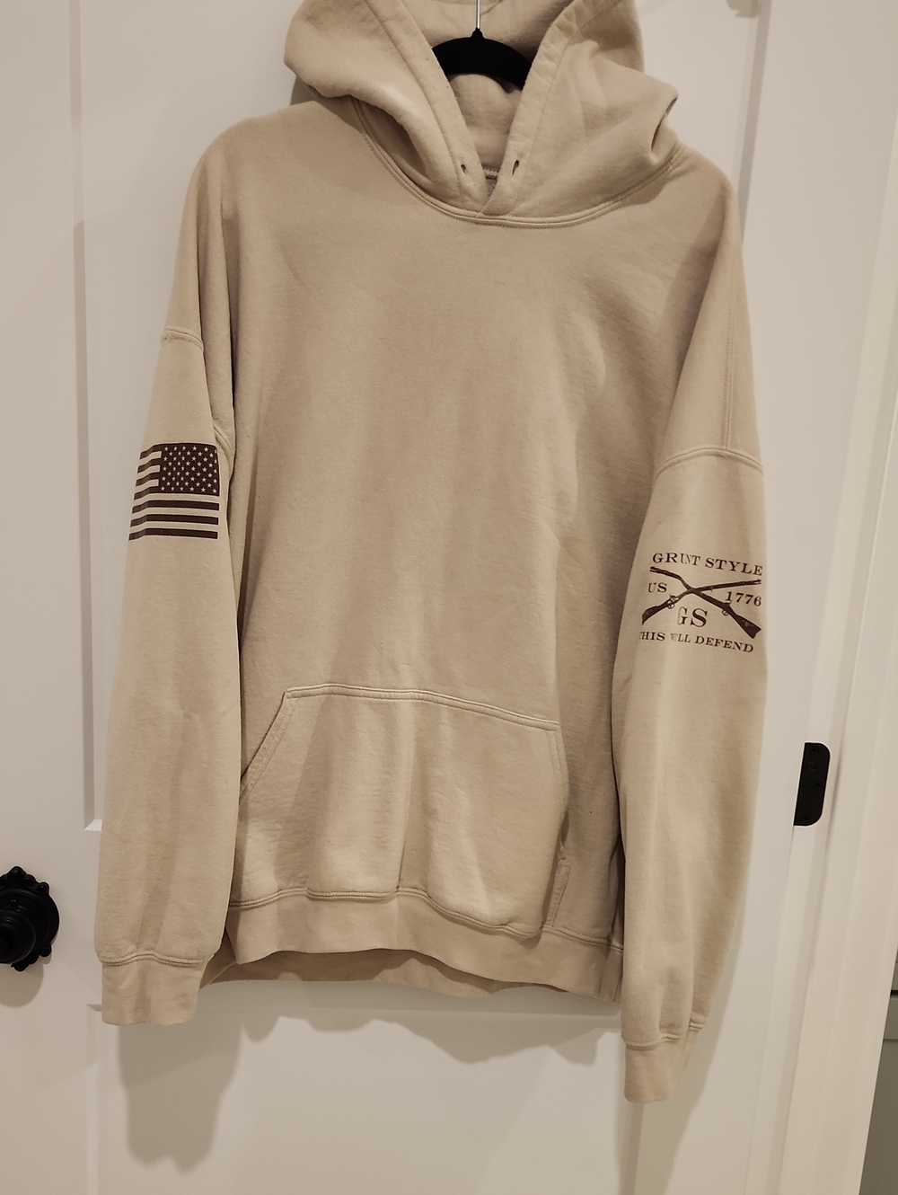 Grunt Style Beige Pullover Hoodie with Patriotic Sleeve Graphics